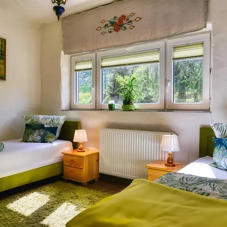 Osrodek Jagienka Zieleniec ベッド・アンド・ブレックファスト ドゥシュニキ・ズドルイ