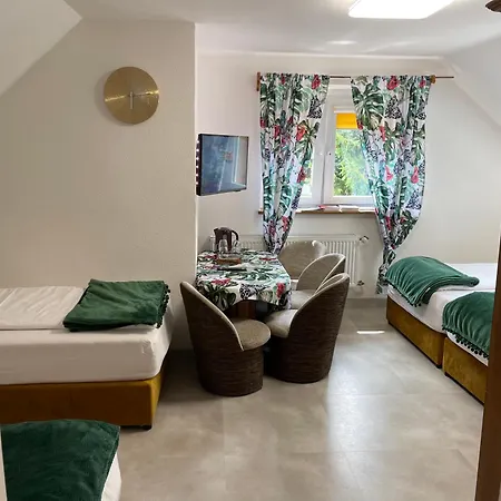 Osrodek Jagienka Zieleniec فندق مبيت وإفطار دوشنيكي زدروي